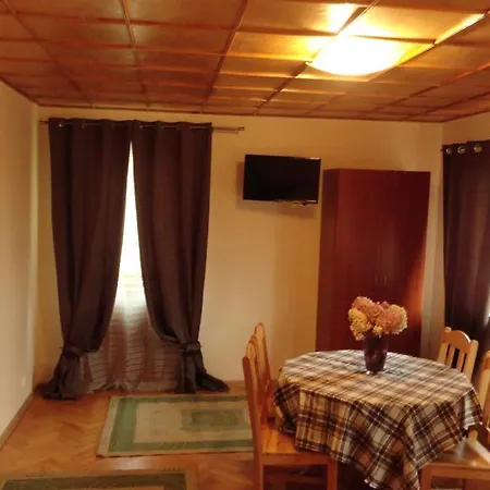 Apartman Sztorem *
